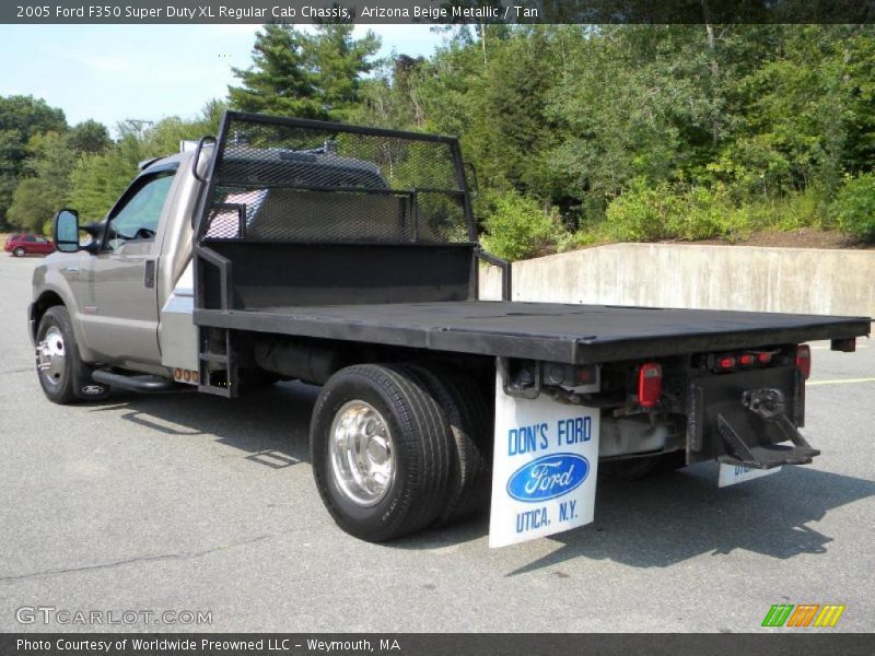Arizona Beige Metallic / Tan 2005 Ford F350 Super Duty XL Regular Cab Chassis