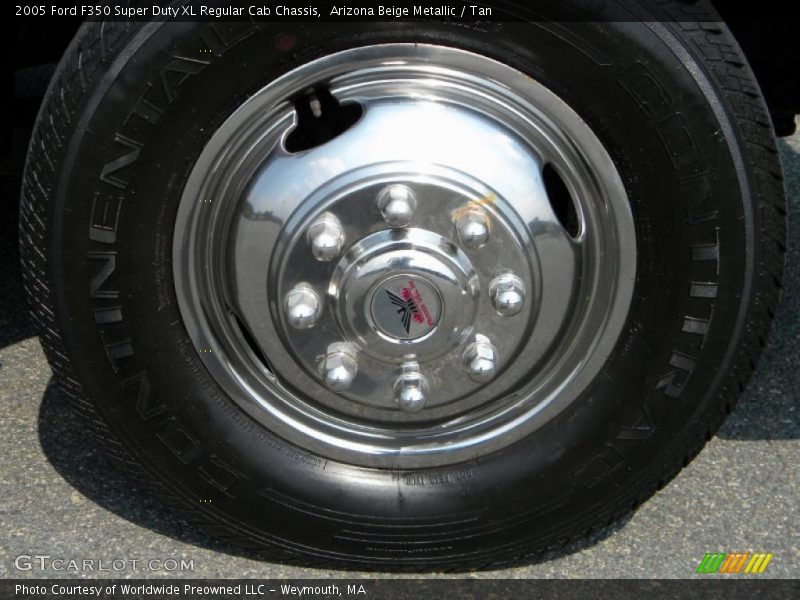  2005 F350 Super Duty XL Regular Cab Chassis Wheel