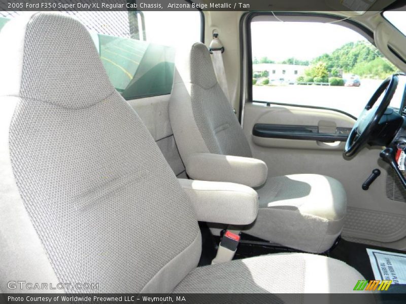 Arizona Beige Metallic / Tan 2005 Ford F350 Super Duty XL Regular Cab Chassis