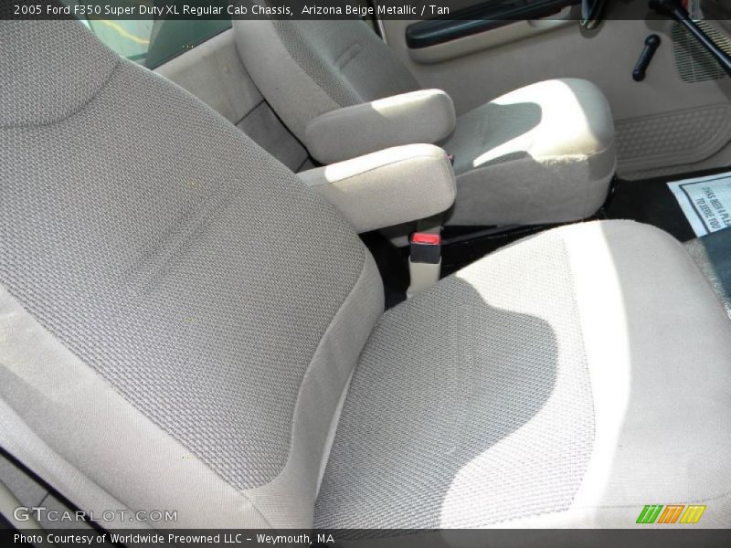Arizona Beige Metallic / Tan 2005 Ford F350 Super Duty XL Regular Cab Chassis
