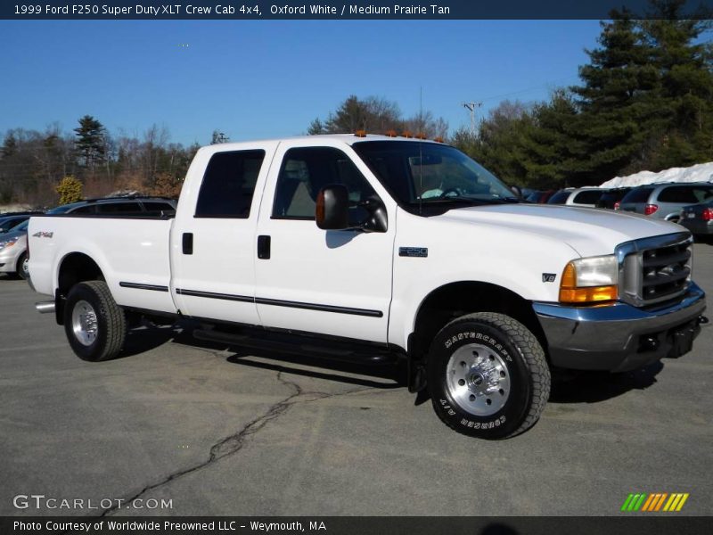 Oxford White / Medium Prairie Tan 1999 Ford F250 Super Duty XLT Crew Cab 4x4