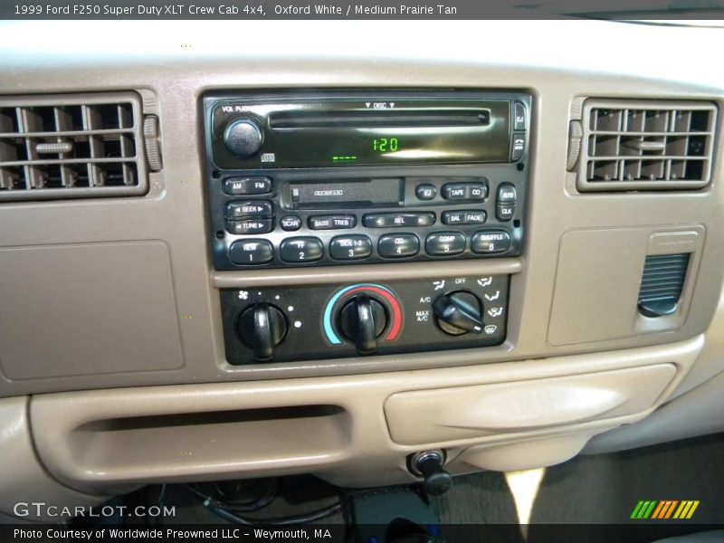 Controls of 1999 F250 Super Duty XLT Crew Cab 4x4