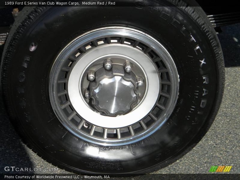 Medium Red / Red 1989 Ford E Series Van Club Wagon Cargo