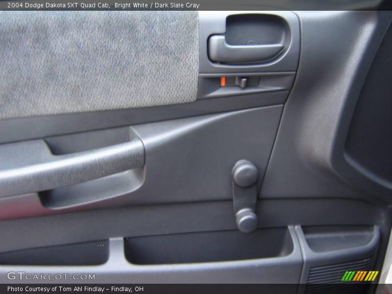 Bright White / Dark Slate Gray 2004 Dodge Dakota SXT Quad Cab
