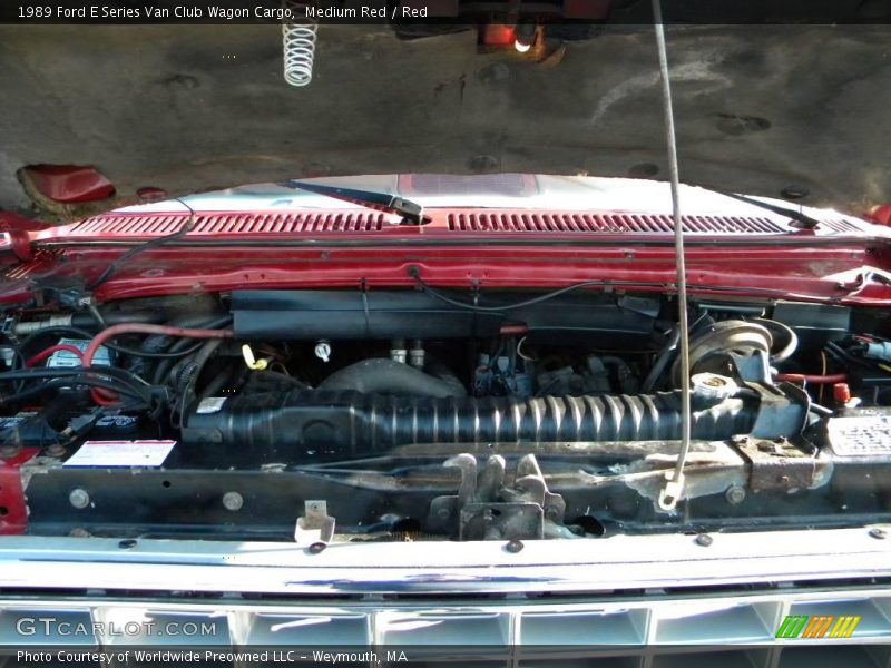 Medium Red / Red 1989 Ford E Series Van Club Wagon Cargo