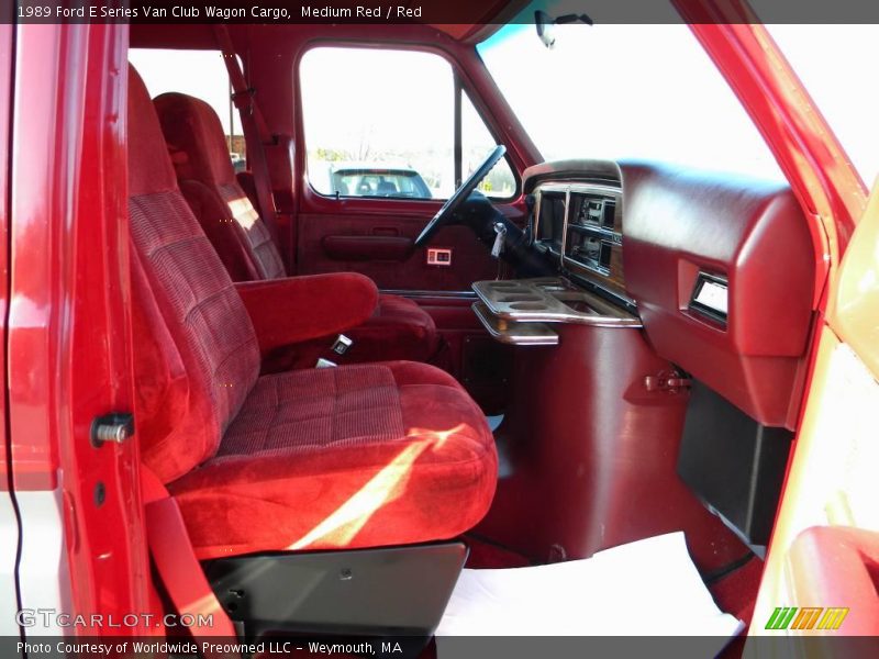 Medium Red / Red 1989 Ford E Series Van Club Wagon Cargo