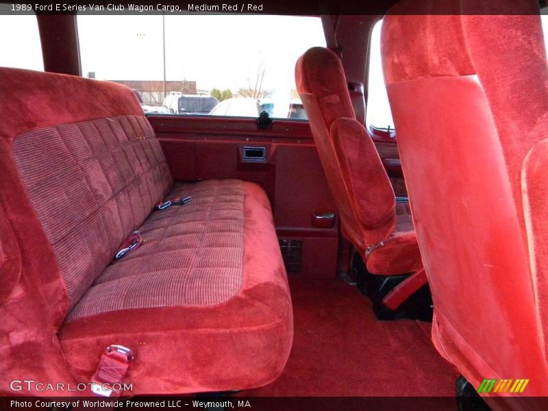 Medium Red / Red 1989 Ford E Series Van Club Wagon Cargo