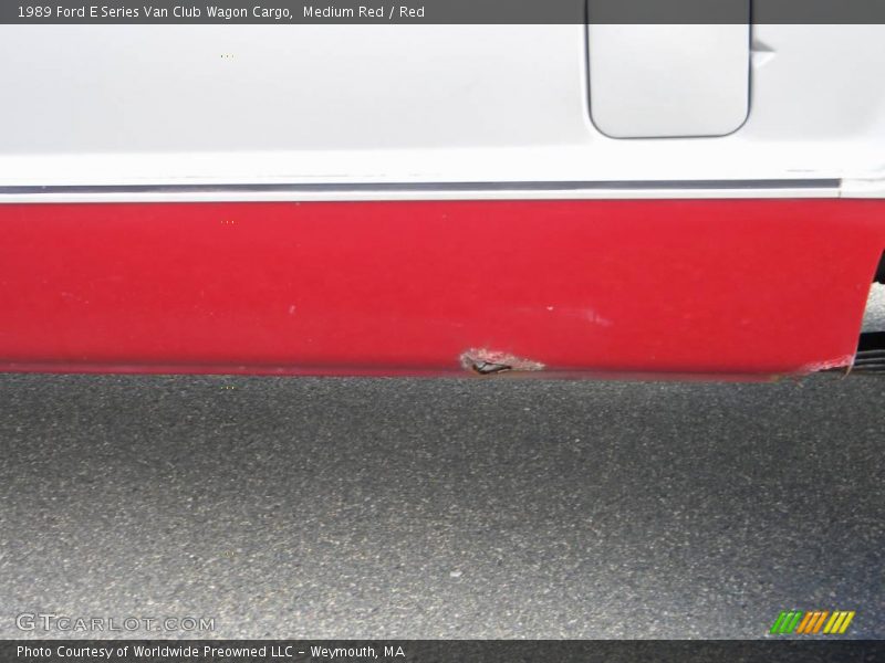 Medium Red / Red 1989 Ford E Series Van Club Wagon Cargo