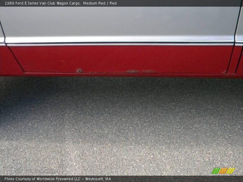 Medium Red / Red 1989 Ford E Series Van Club Wagon Cargo