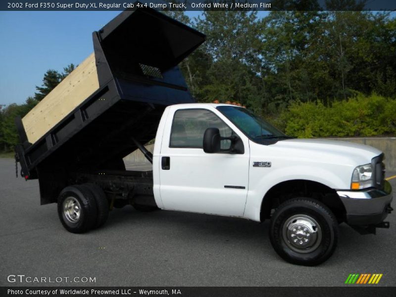 Oxford White / Medium Flint 2002 Ford F350 Super Duty XL Regular Cab 4x4 Dump Truck