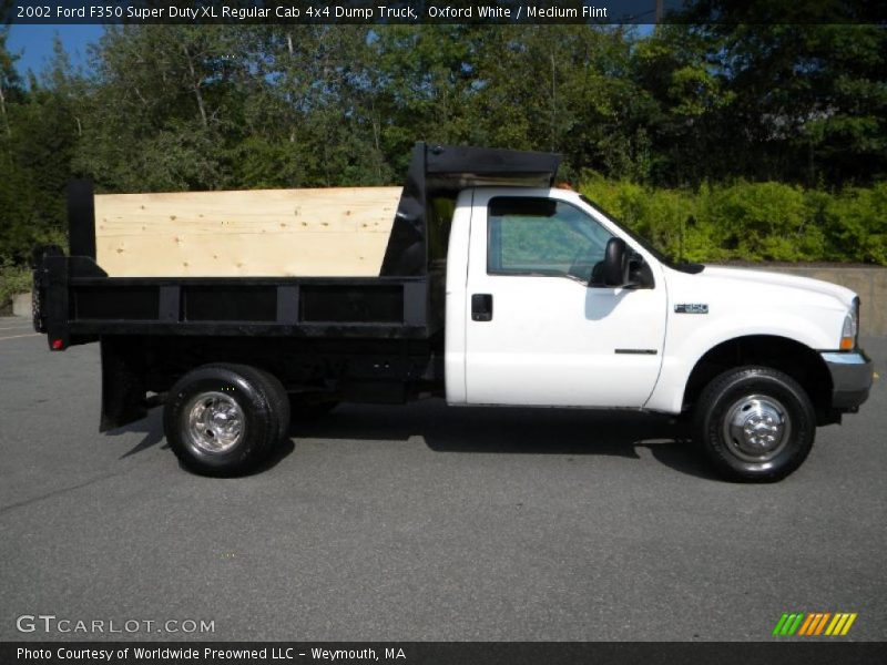 Oxford White / Medium Flint 2002 Ford F350 Super Duty XL Regular Cab 4x4 Dump Truck