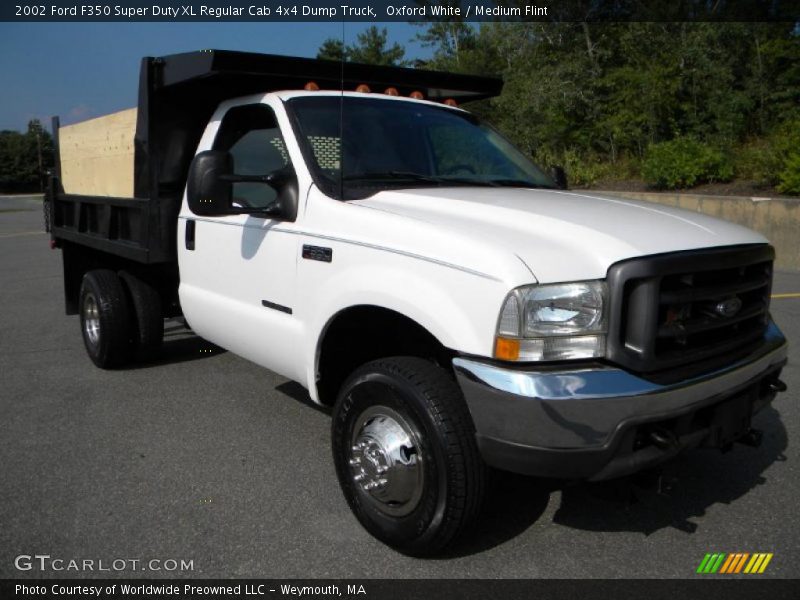 Oxford White / Medium Flint 2002 Ford F350 Super Duty XL Regular Cab 4x4 Dump Truck