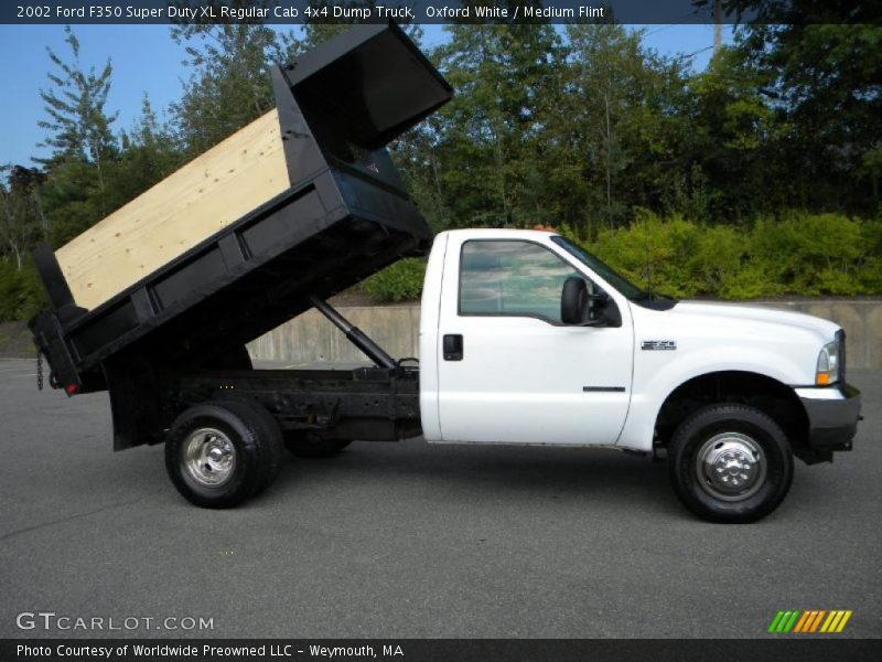 Oxford White / Medium Flint 2002 Ford F350 Super Duty XL Regular Cab 4x4 Dump Truck