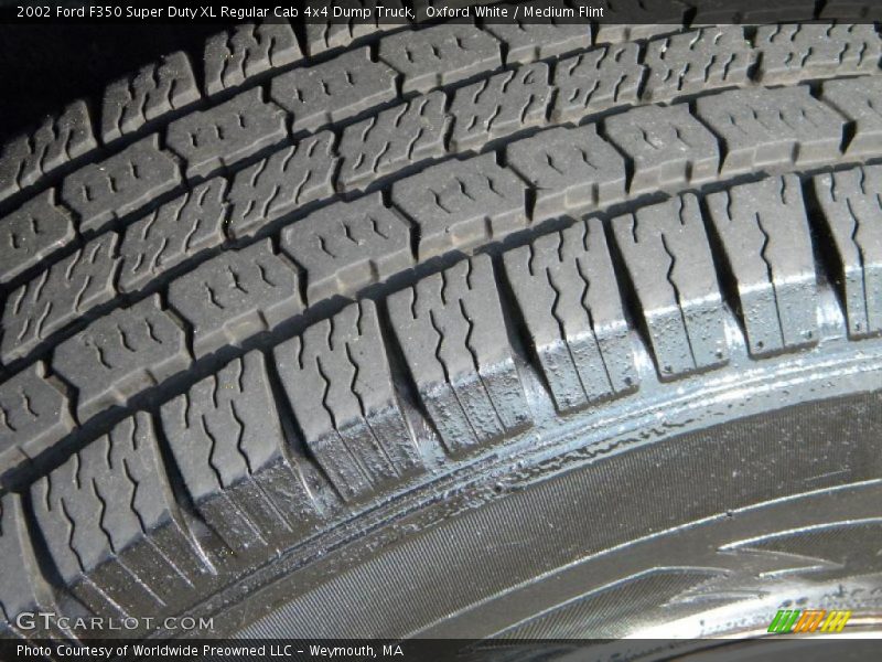 Oxford White / Medium Flint 2002 Ford F350 Super Duty XL Regular Cab 4x4 Dump Truck