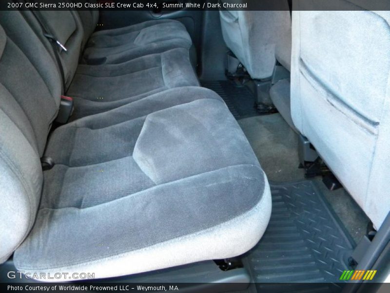 Summit White / Dark Charcoal 2007 GMC Sierra 2500HD Classic SLE Crew Cab 4x4