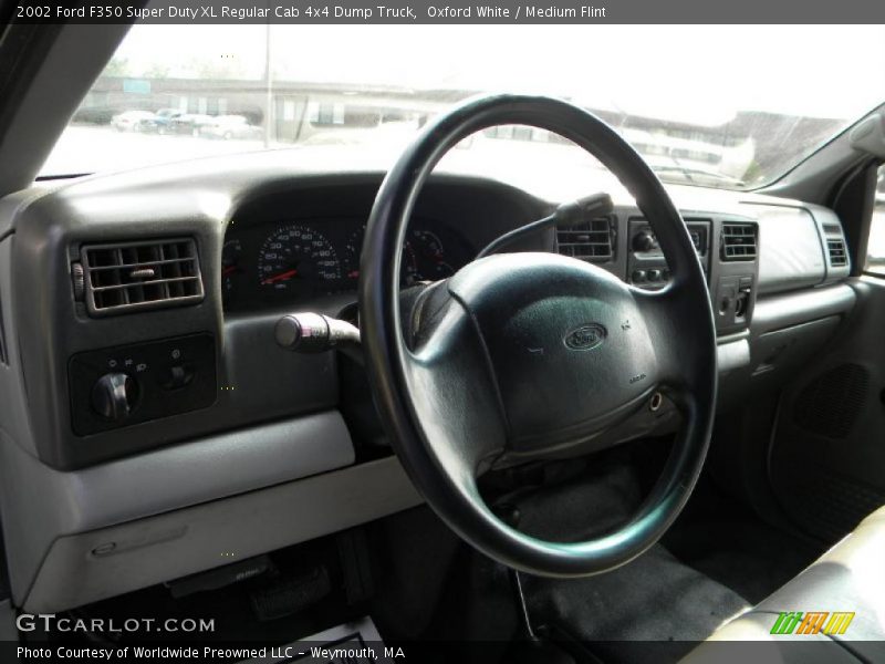 Oxford White / Medium Flint 2002 Ford F350 Super Duty XL Regular Cab 4x4 Dump Truck