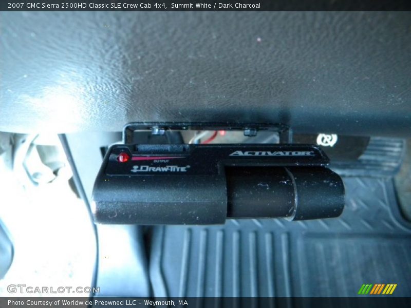 Summit White / Dark Charcoal 2007 GMC Sierra 2500HD Classic SLE Crew Cab 4x4