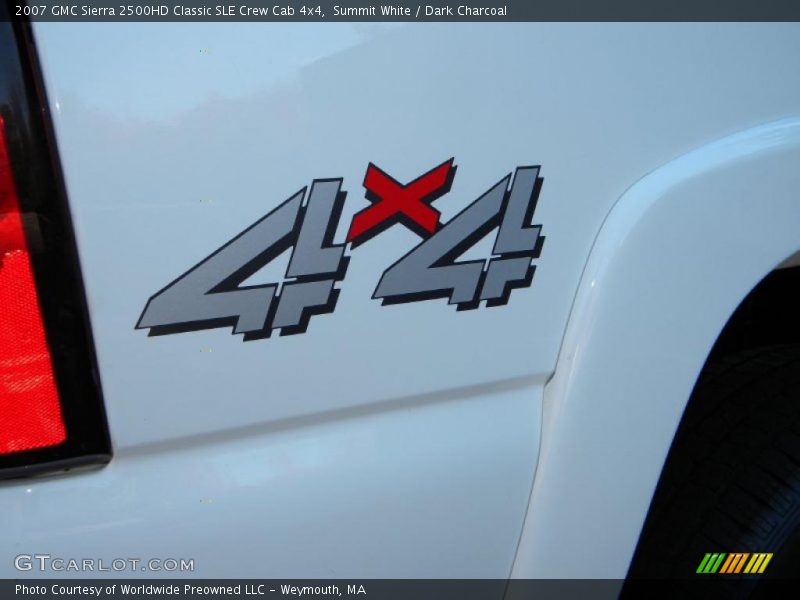 Summit White / Dark Charcoal 2007 GMC Sierra 2500HD Classic SLE Crew Cab 4x4