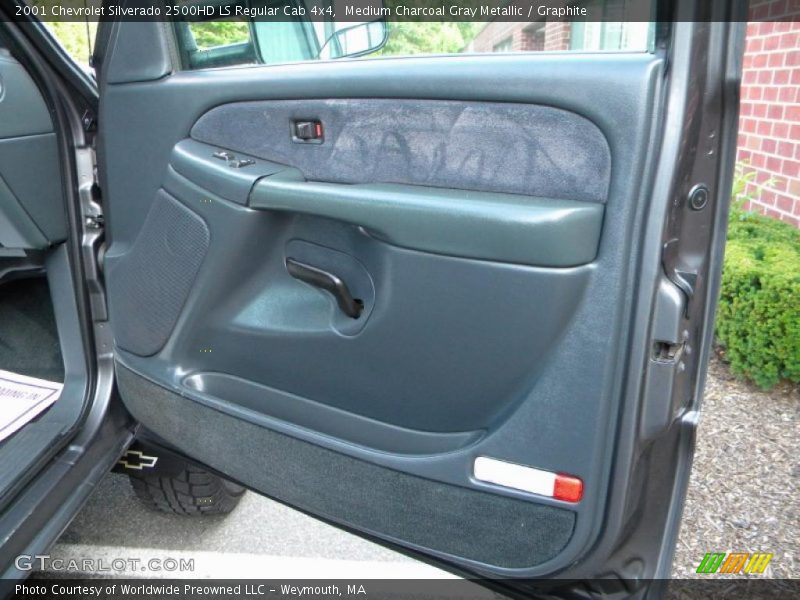 Medium Charcoal Gray Metallic / Graphite 2001 Chevrolet Silverado 2500HD LS Regular Cab 4x4