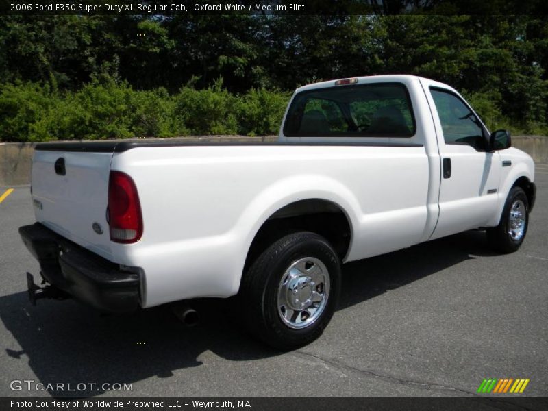 Oxford White / Medium Flint 2006 Ford F350 Super Duty XL Regular Cab