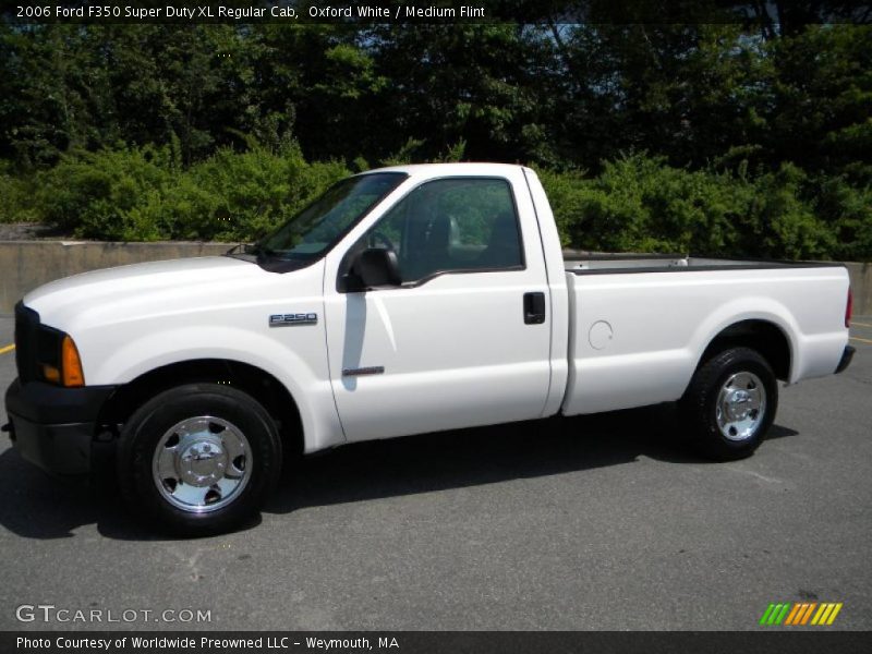 Oxford White / Medium Flint 2006 Ford F350 Super Duty XL Regular Cab