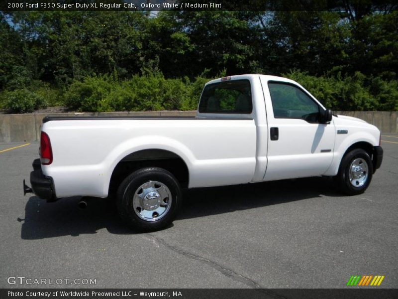 Oxford White / Medium Flint 2006 Ford F350 Super Duty XL Regular Cab