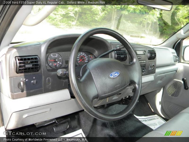 Medium Flint Interior - 2006 F350 Super Duty XL Regular Cab 