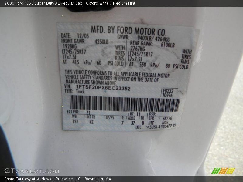 2006 F350 Super Duty XL Regular Cab Oxford White Color Code Z1