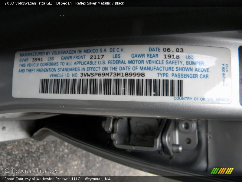 Reflex Silver Metallic / Black 2003 Volkswagen Jetta GLS TDI Sedan