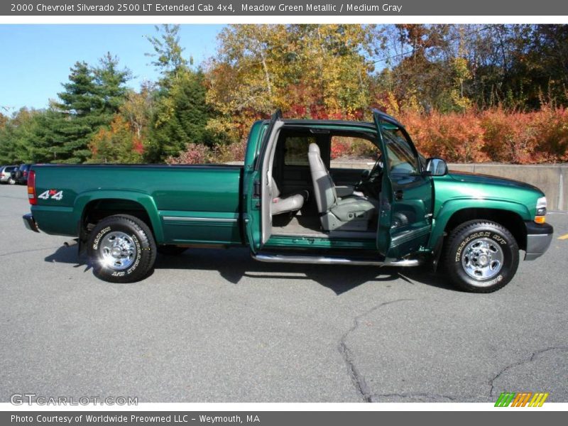 Meadow Green Metallic / Medium Gray 2000 Chevrolet Silverado 2500 LT Extended Cab 4x4