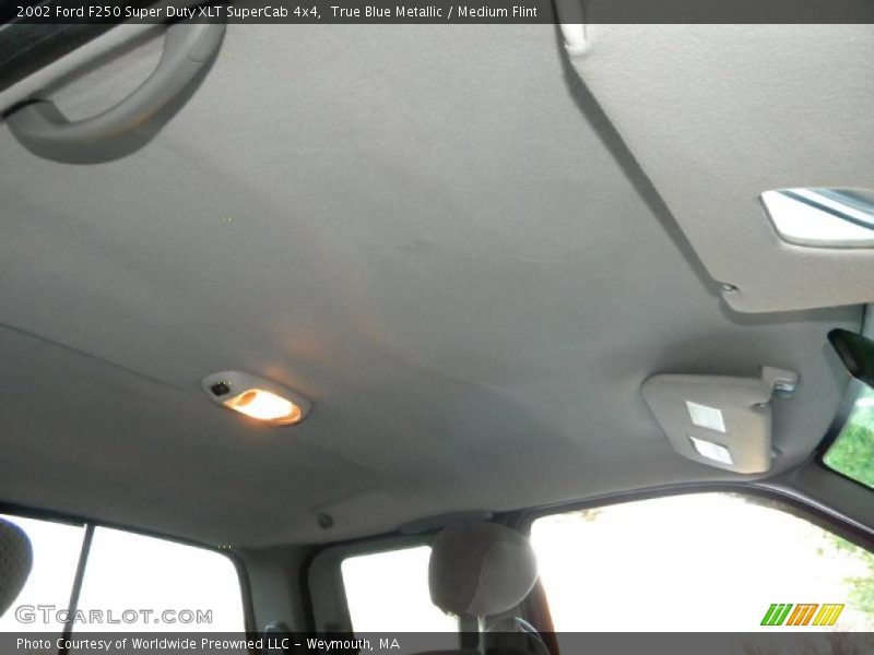True Blue Metallic / Medium Flint 2002 Ford F250 Super Duty XLT SuperCab 4x4