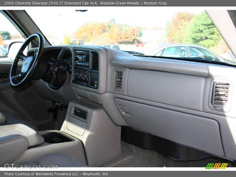 Meadow Green Metallic / Medium Gray 2000 Chevrolet Silverado 2500 LT Extended Cab 4x4