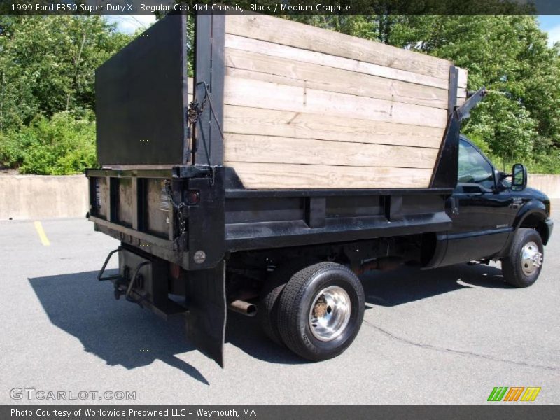 Black / Medium Graphite 1999 Ford F350 Super Duty XL Regular Cab 4x4 Chassis