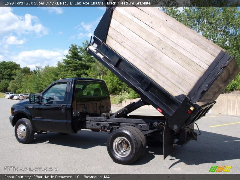 Black / Medium Graphite 1999 Ford F350 Super Duty XL Regular Cab 4x4 Chassis