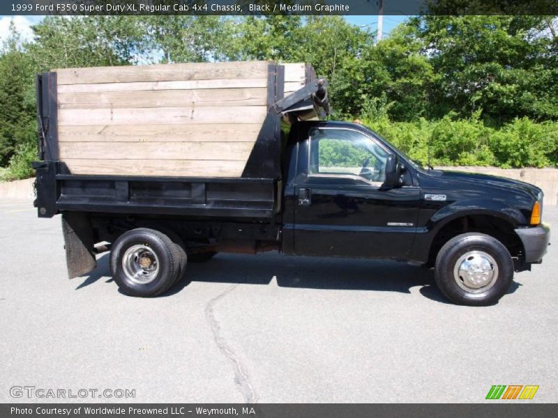 Black / Medium Graphite 1999 Ford F350 Super Duty XL Regular Cab 4x4 Chassis