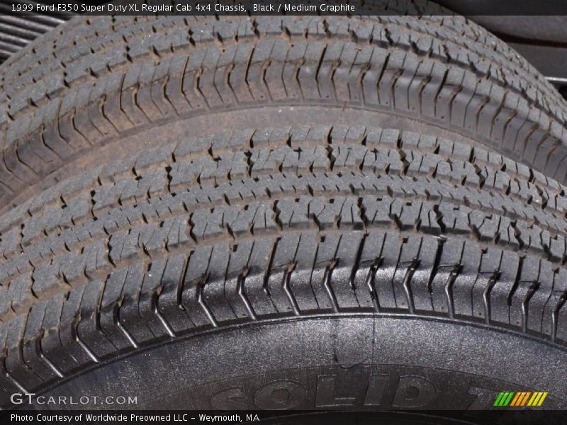 Black / Medium Graphite 1999 Ford F350 Super Duty XL Regular Cab 4x4 Chassis