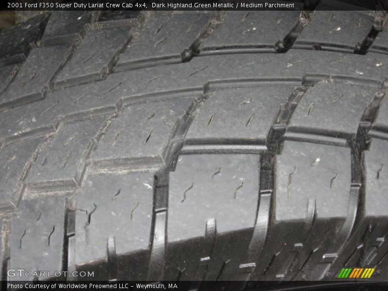 Dark Highland Green Metallic / Medium Parchment 2001 Ford F350 Super Duty Lariat Crew Cab 4x4