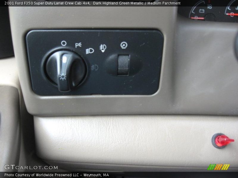 Dark Highland Green Metallic / Medium Parchment 2001 Ford F350 Super Duty Lariat Crew Cab 4x4