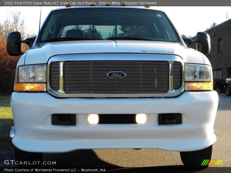 Oxford White / Medium Parchment 2002 Ford F350 Super Duty XLT Crew Cab 4x4 Dually