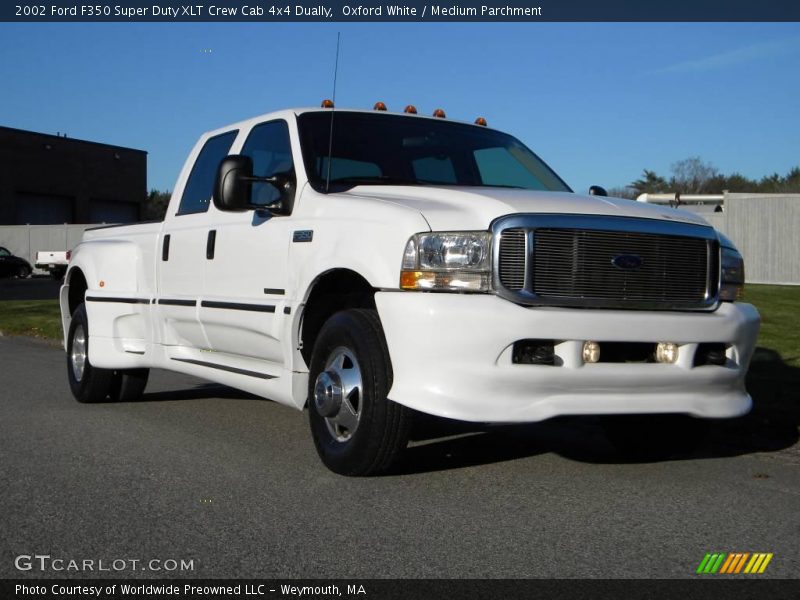 Oxford White / Medium Parchment 2002 Ford F350 Super Duty XLT Crew Cab 4x4 Dually