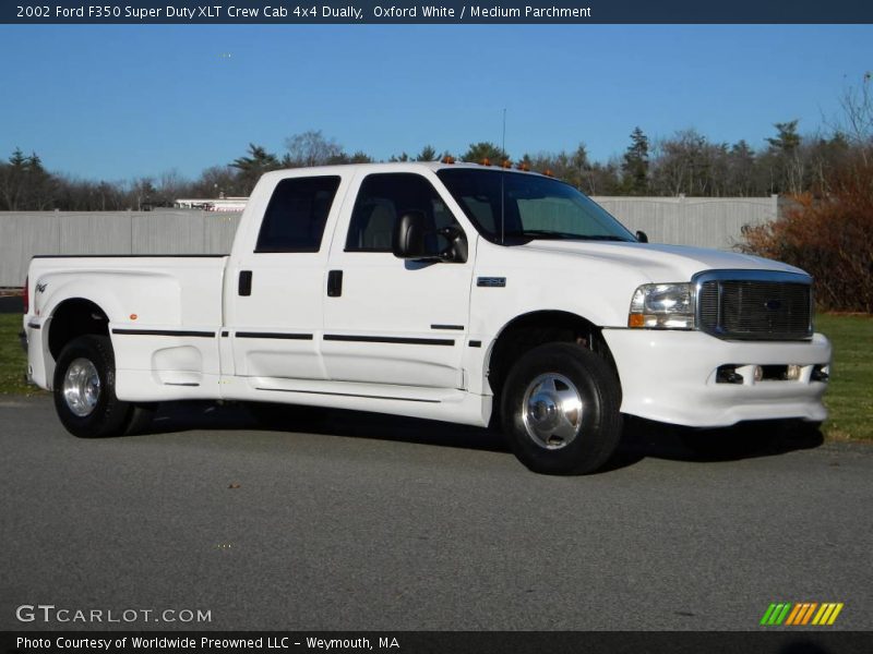 Oxford White / Medium Parchment 2002 Ford F350 Super Duty XLT Crew Cab 4x4 Dually