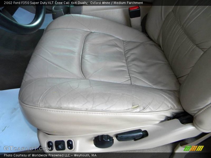 Oxford White / Medium Parchment 2002 Ford F350 Super Duty XLT Crew Cab 4x4 Dually