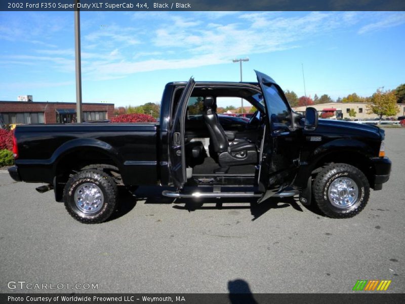 Black / Black 2002 Ford F350 Super Duty XLT SuperCab 4x4