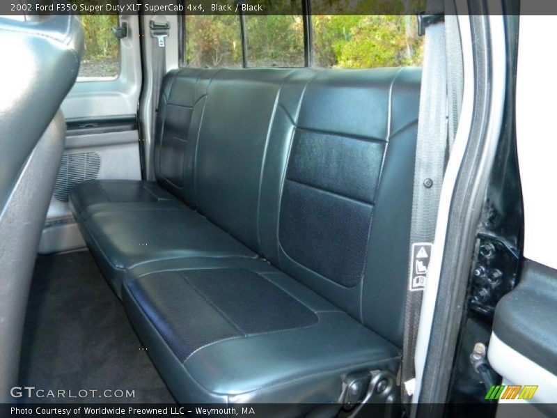  2002 F350 Super Duty XLT SuperCab 4x4 Black Interior