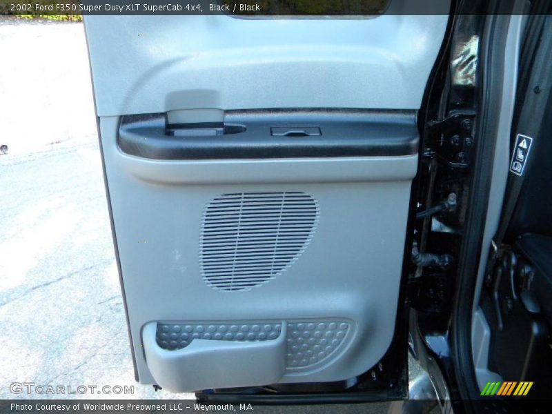 Black / Black 2002 Ford F350 Super Duty XLT SuperCab 4x4
