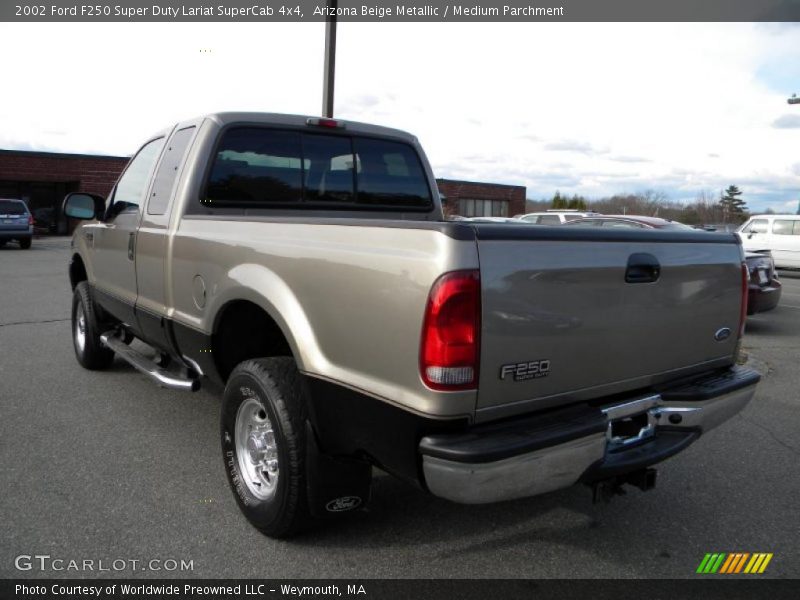 Arizona Beige Metallic / Medium Parchment 2002 Ford F250 Super Duty Lariat SuperCab 4x4