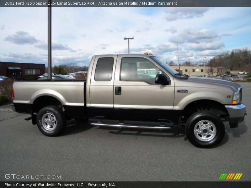 Arizona Beige Metallic / Medium Parchment 2002 Ford F250 Super Duty Lariat SuperCab 4x4