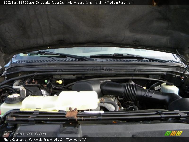 Arizona Beige Metallic / Medium Parchment 2002 Ford F250 Super Duty Lariat SuperCab 4x4