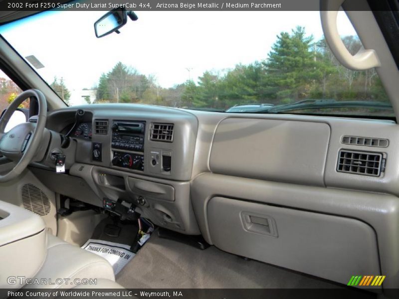 Arizona Beige Metallic / Medium Parchment 2002 Ford F250 Super Duty Lariat SuperCab 4x4
