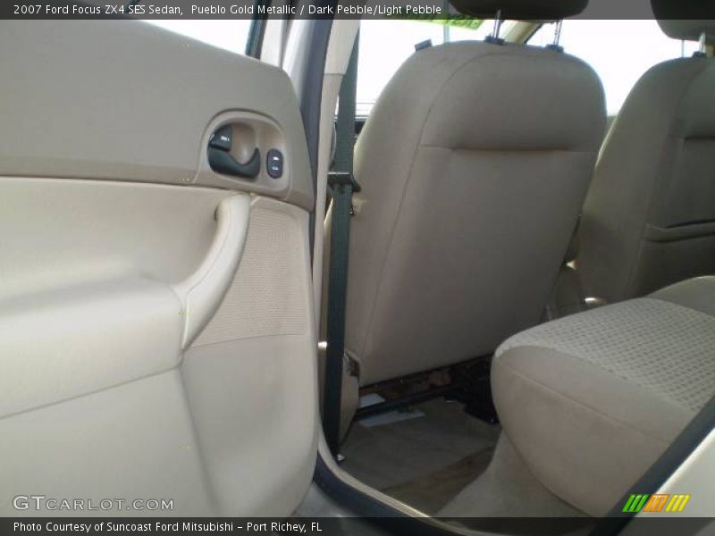 Pueblo Gold Metallic / Dark Pebble/Light Pebble 2007 Ford Focus ZX4 SES Sedan